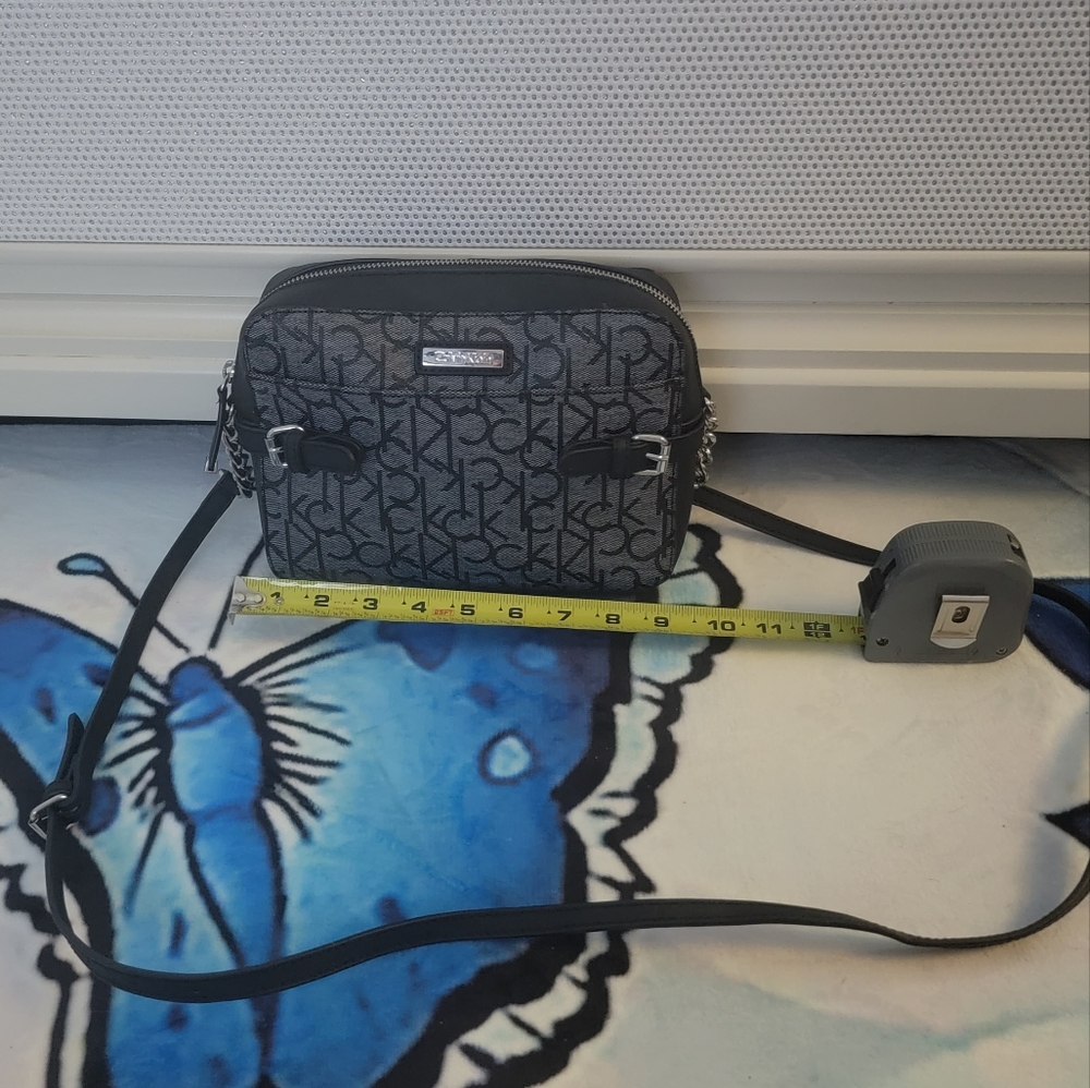 Calvin kline navy purse